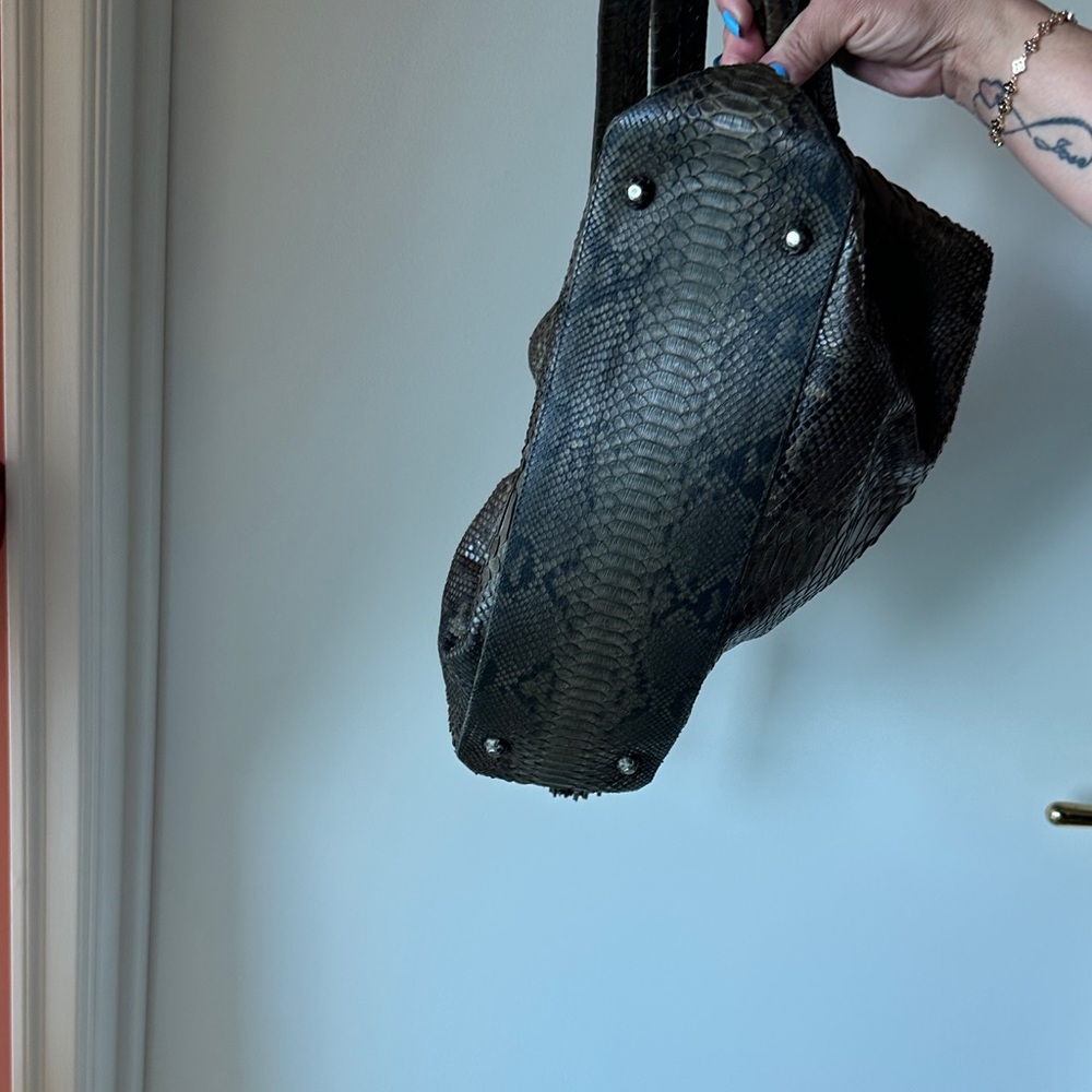 Black/green genuine Python skin Shoulder Bag with… - image 4